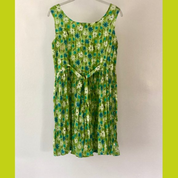 Vintage 90s La Belle Green Floral Dress - Picture 2 of 5